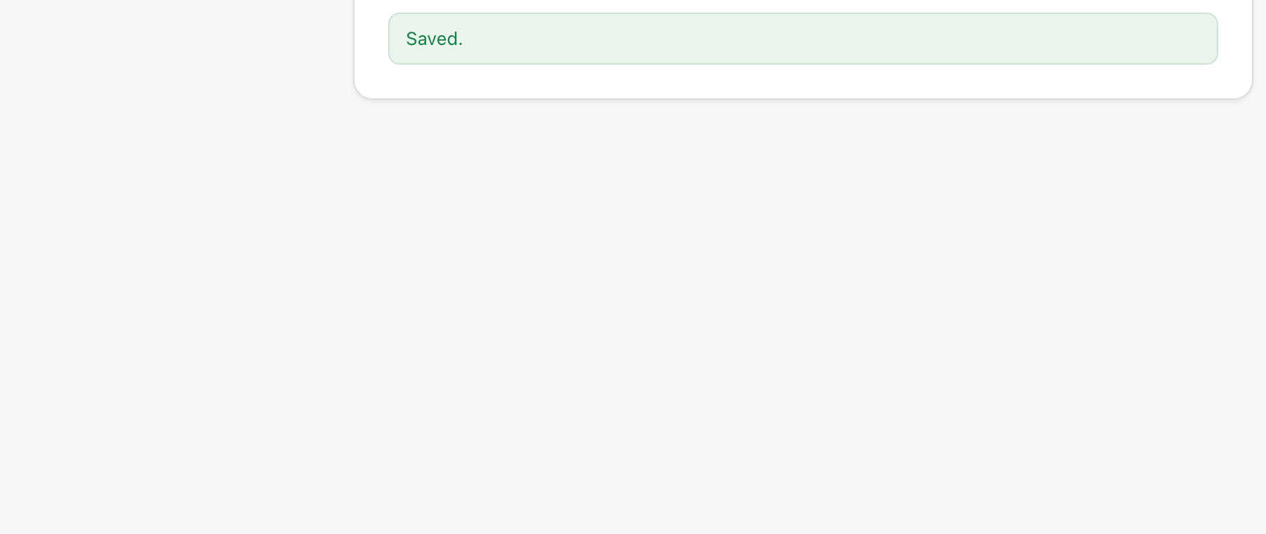 User Settings の画面（英語 UI・2026 年 10 月 18 日）。「This setting is stored only in this browser (not on your account).」の注意の下に Language の選択（English を選択中）があり、その下に緑の「Saved.」が出ている。